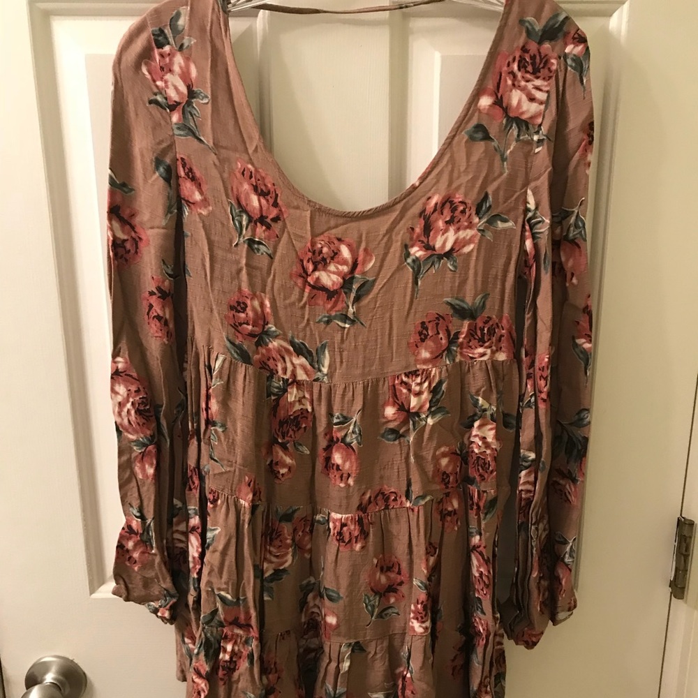 Boutique long sleeve dress